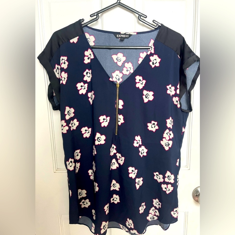 Express Floral Blouse